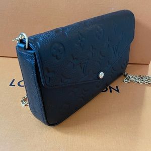 ❌SOLD❌ LV FÉLICIE POCHETTE Monogram Empreinte leather
